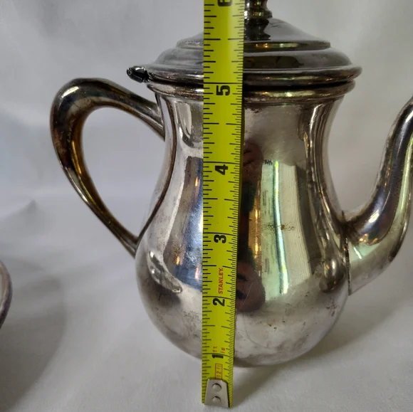 Antique (1850-1899) Rogers Silver Co Kettle And Creamer Set - Picture 8 of 10
